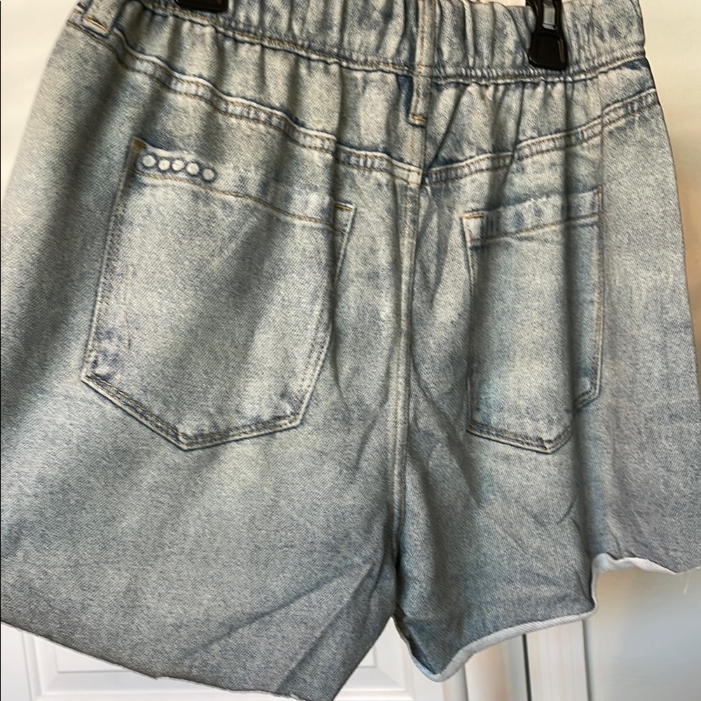 Blank NYC Revolve Faux Blue Jean Shorts High-Waisted Casual - Picture 7 of 7